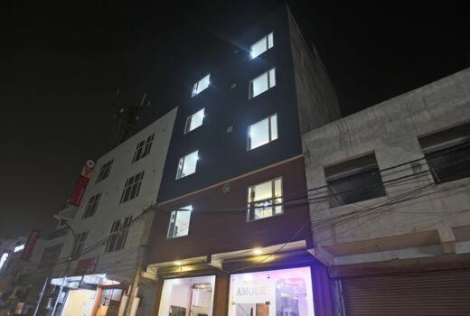 Hotel Parth Sitapur Muafi Bagian luar foto